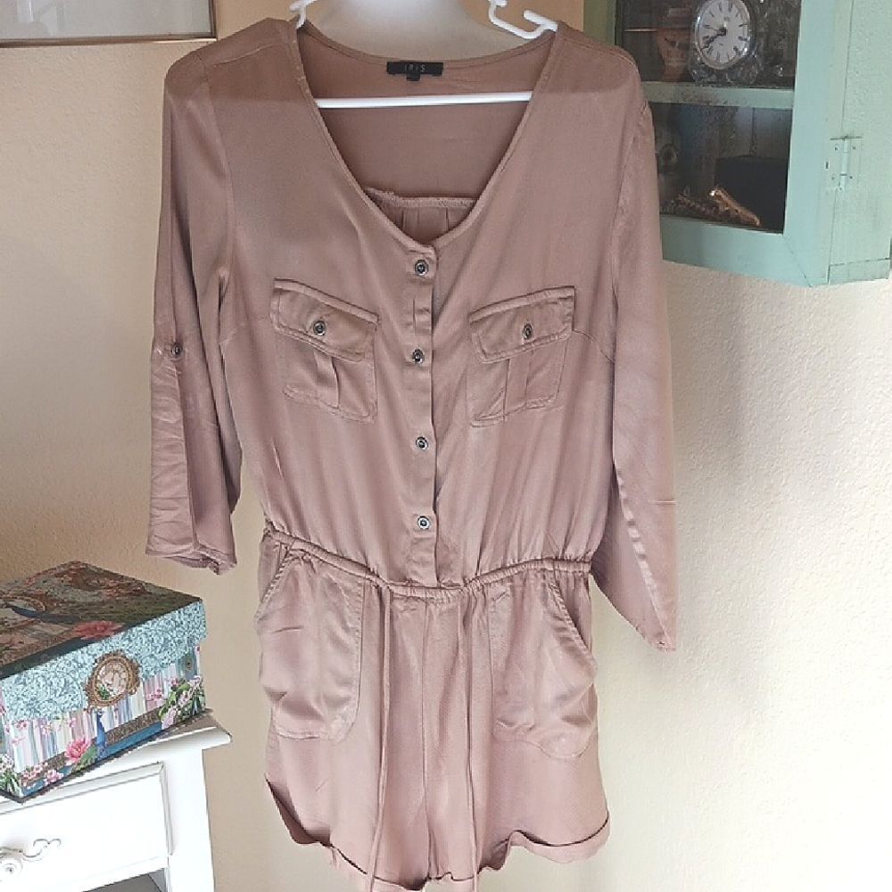 Iris Beige Romper